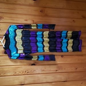 Gorgeous sequins dress with some mesh